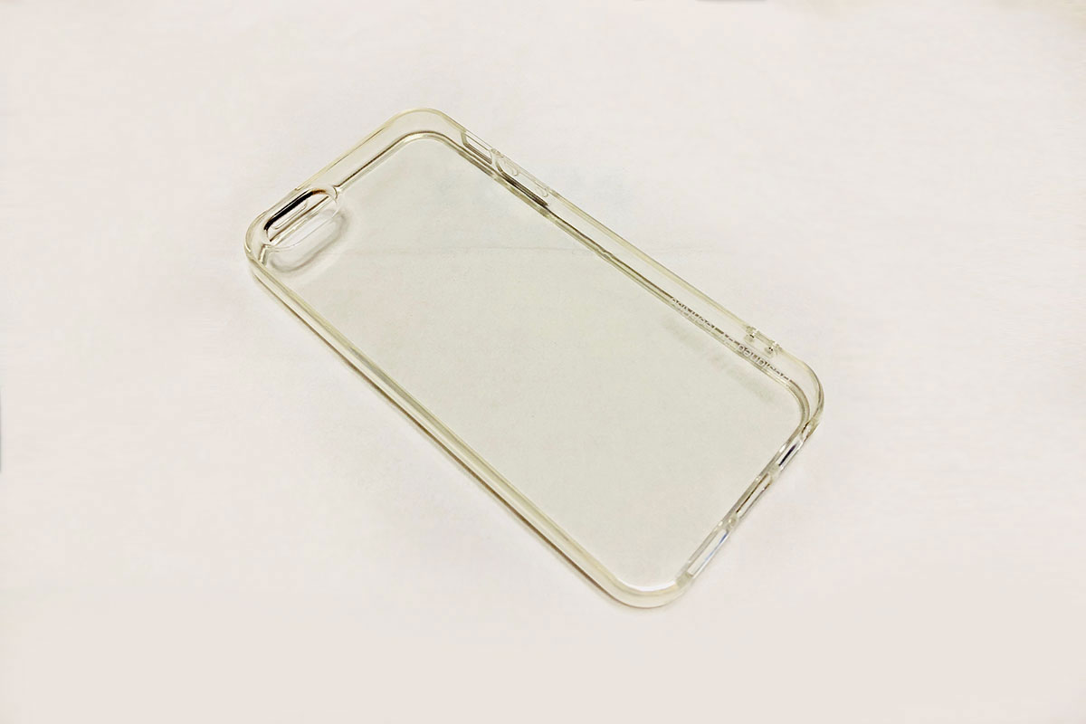 アートな携帯ケースをハンドメイド